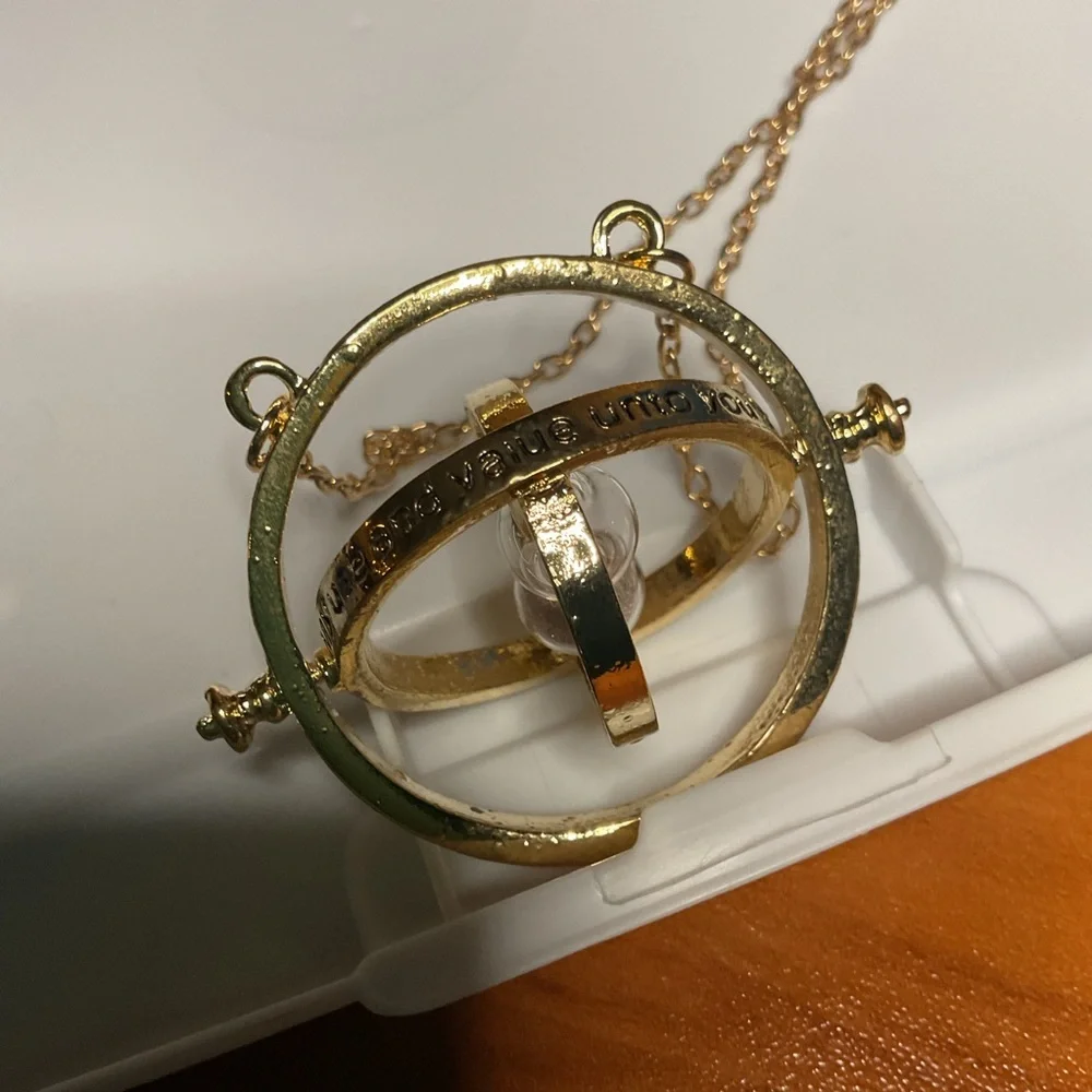HARRY POTTER HERMIONE GRANGERS TIME‎ TURNER NECKLACE